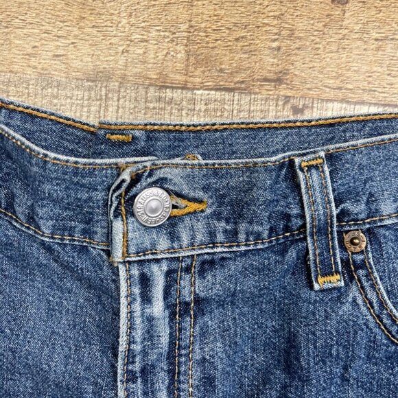 Levi's Denim Shorts size 13 (Juniors) - Picture 2 of 5